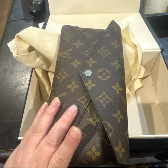 Louis Vuitton Monogram Envelope/Origami/Wallet Clutch in Brown/RARE! - Picture 12 of 15